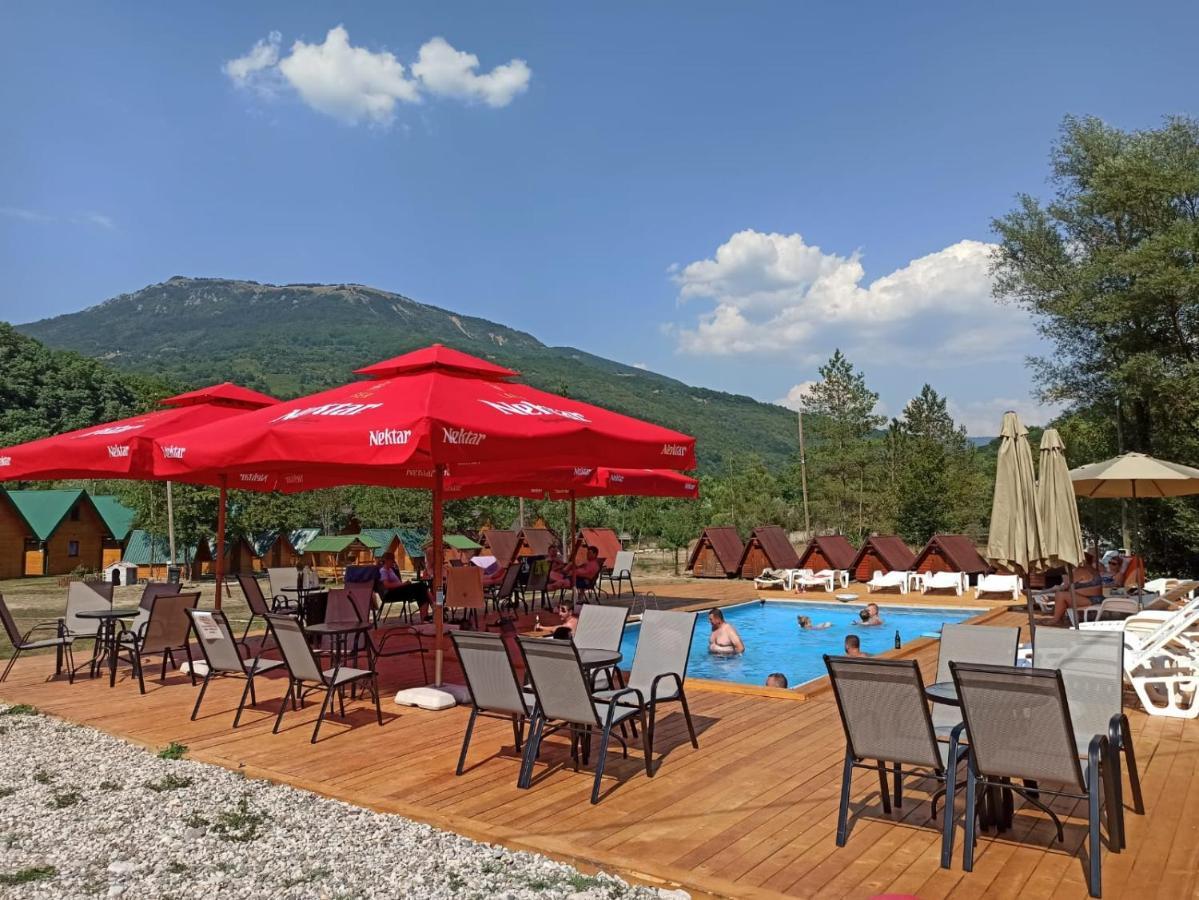 فندق Camp Sutjeska تجينتيستيه المظهر الخارجي الصورة